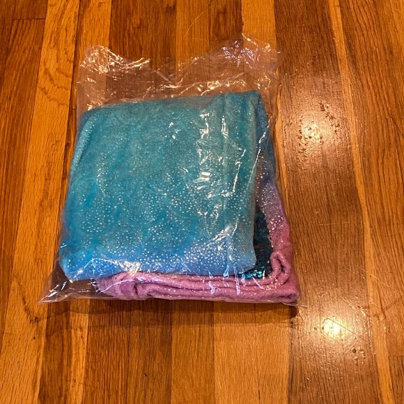 Mermaid Tail Blanket with Reversible Sequin Tail - Picture 3 of 4